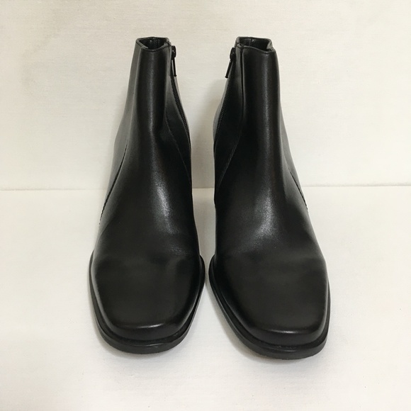 Apostrophe Dana Block Heel Leather Bootie in Black - Picture 2 of 9